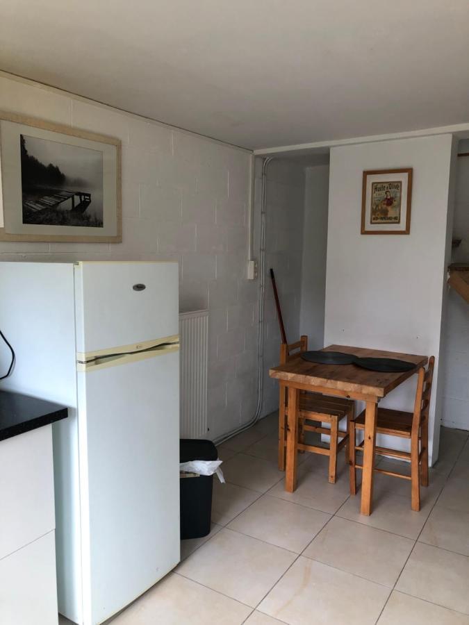Appartement Lumineux Et Calme Jodoigne Esterno foto